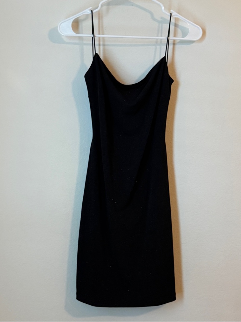Windsor Glittery Black Spaghetti Strap Bodycon backless Dress - Picture 3 of 7